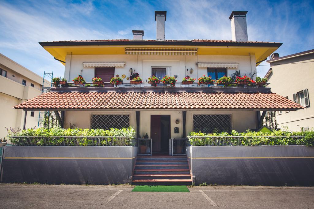 شقة Casa Di Anna بيزارو المظهر الخارجي الصورة